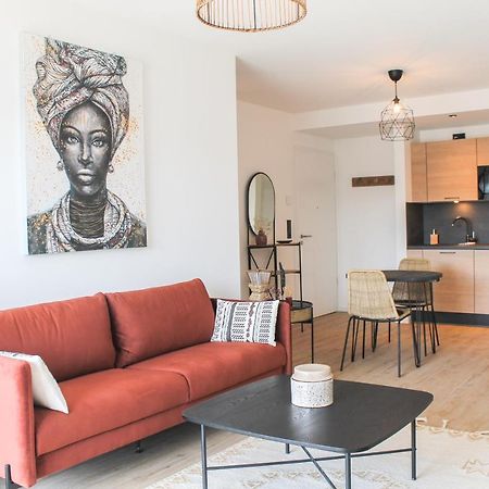קובלנץ African-Style Apartment - Stadtnah, Parkplatz, E-Ladestation Fuer Auto & Fahrraeder, Gitterbox Fuer Fahrraeder, Fitnessstudio מראה חיצוני תמונה