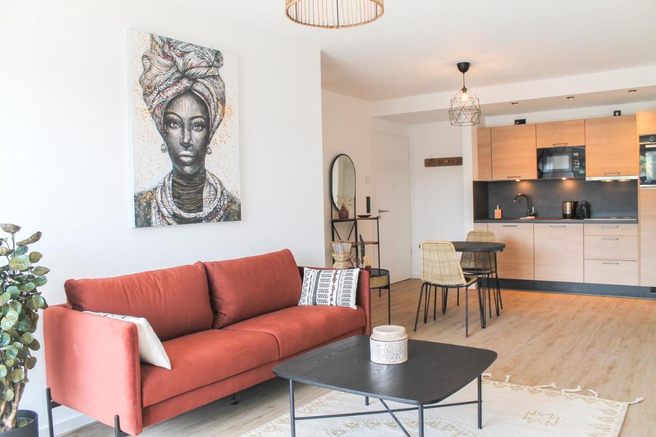 קובלנץ African-Style Apartment - Stadtnah, Parkplatz, E-Ladestation Fuer Auto & Fahrraeder, Gitterbox Fuer Fahrraeder, Fitnessstudio מראה חיצוני תמונה