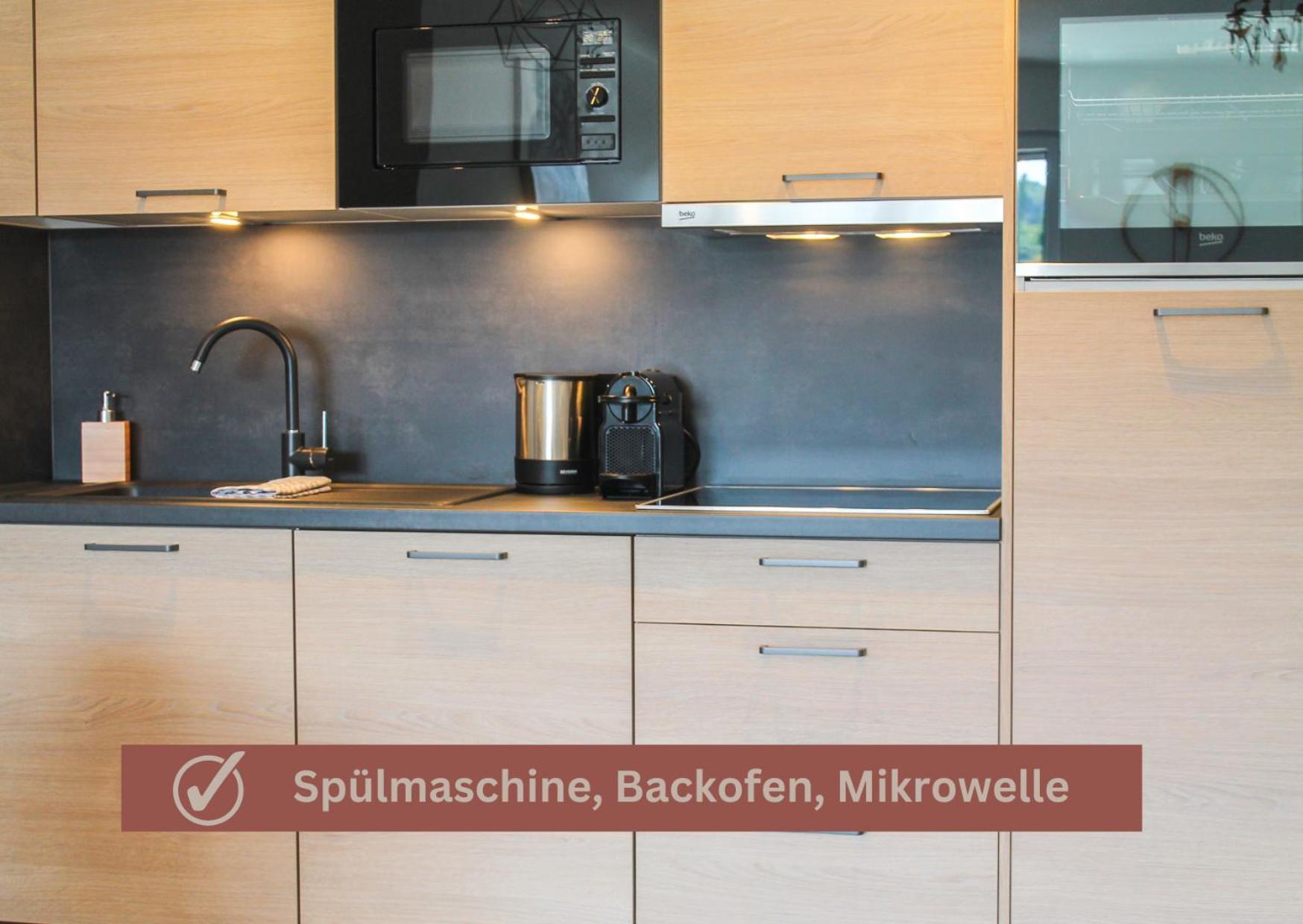 קובלנץ African-Style Apartment - Stadtnah, Parkplatz, E-Ladestation Fuer Auto & Fahrraeder, Gitterbox Fuer Fahrraeder, Fitnessstudio מראה חיצוני תמונה